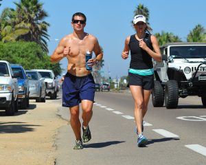 Prospective comparison of running injuries between shod and barefoot runners Prospective comparison of running injuries between shod and barefoot runners