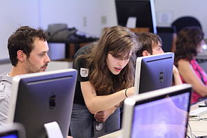 A review of the effectiveness of using a wiki to support educational projects internationally at undergraduate and postgraduate levels A review of the effectiveness of using a wiki to support educational projects internationally at undergraduate and postgraduate levels
